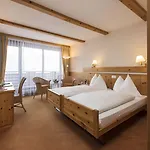 Braunbaer & Wengen