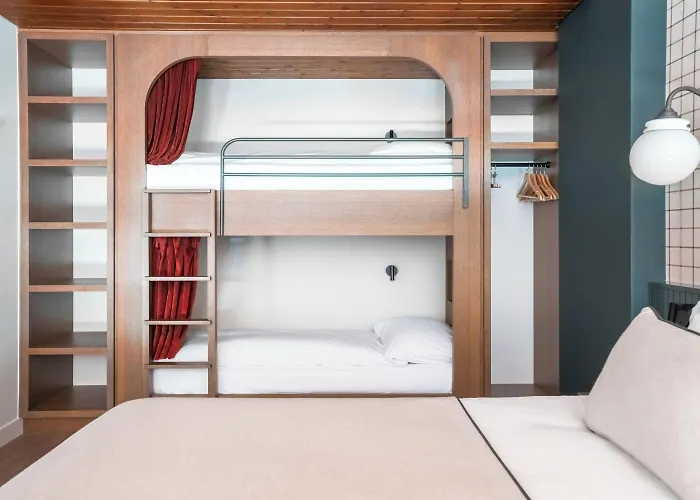 Braunbaer & מלון